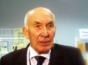 Равил ФӘЙЗУЛЛИН: “Акыл базарында чират юк...”